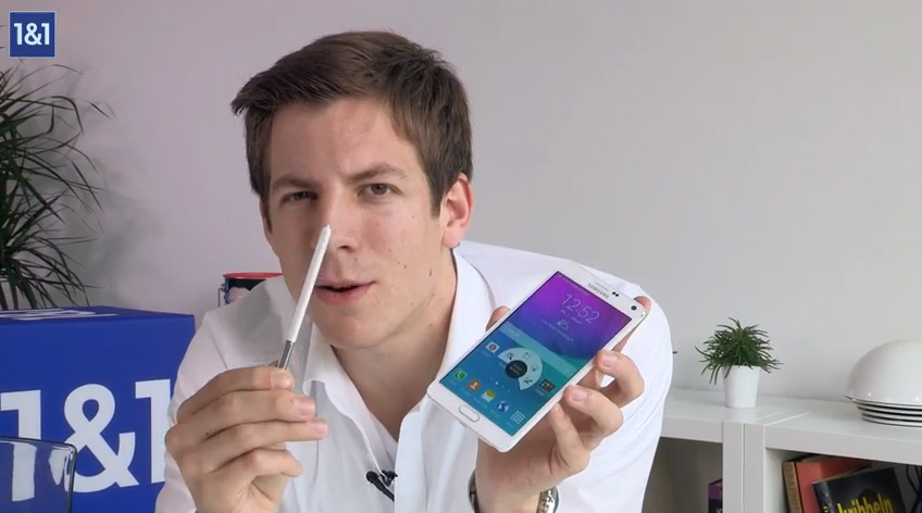 Unboxing GALAXY Note 4